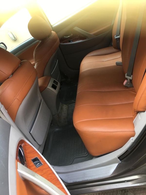Thumbnail 4 of 2011 Toyota Camry XLE